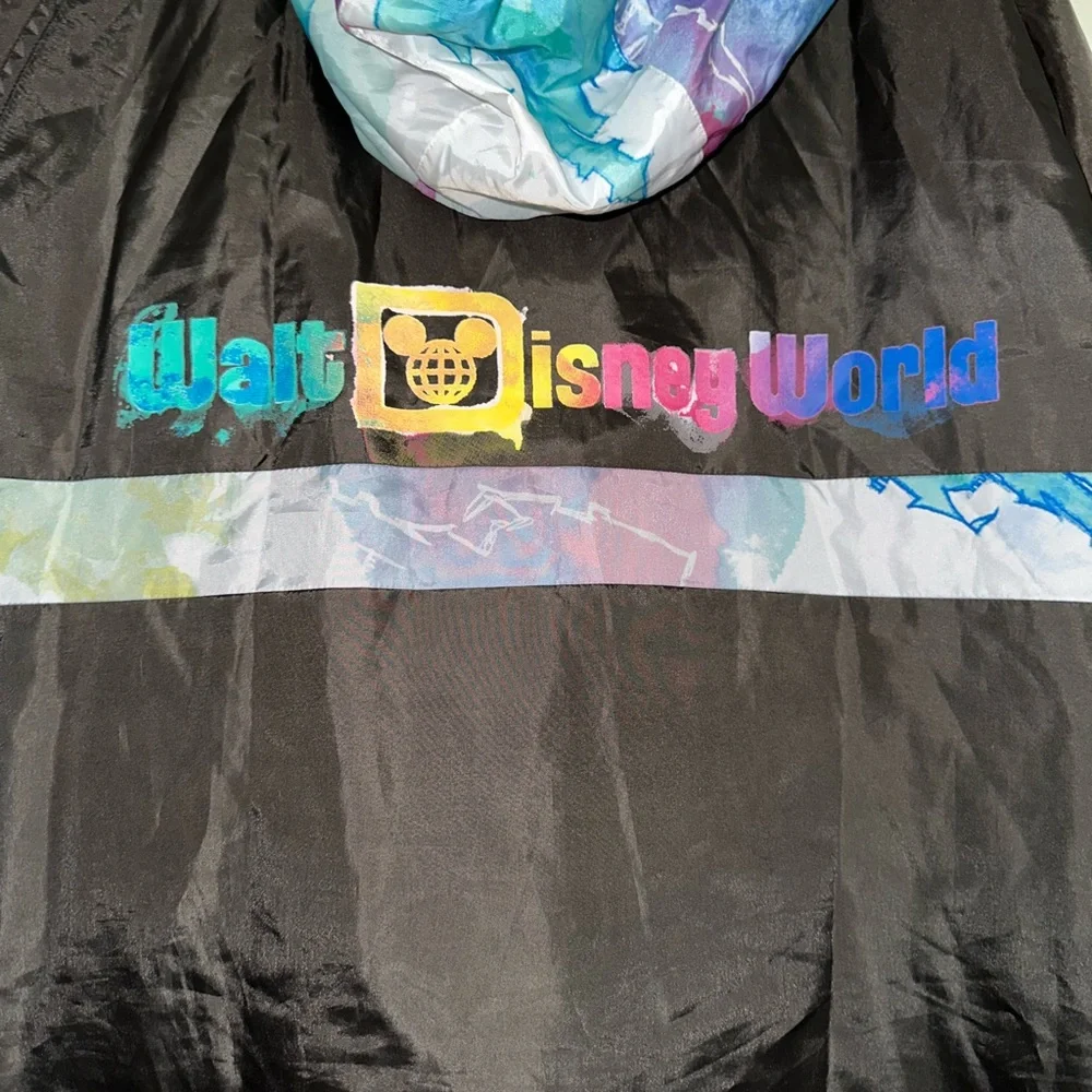 Walt Disney World watercolor pullover rain jacket size xl